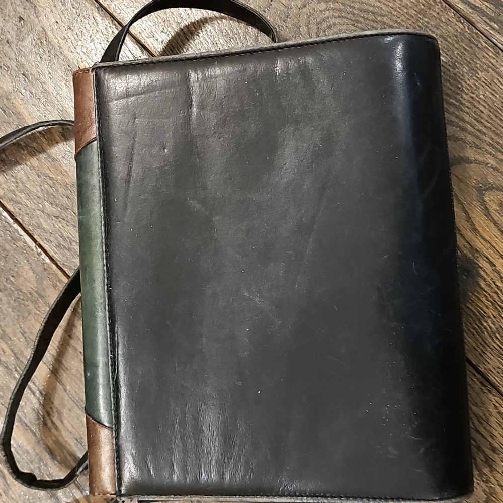 Leather Vintage Purse - Picture 6 of 9